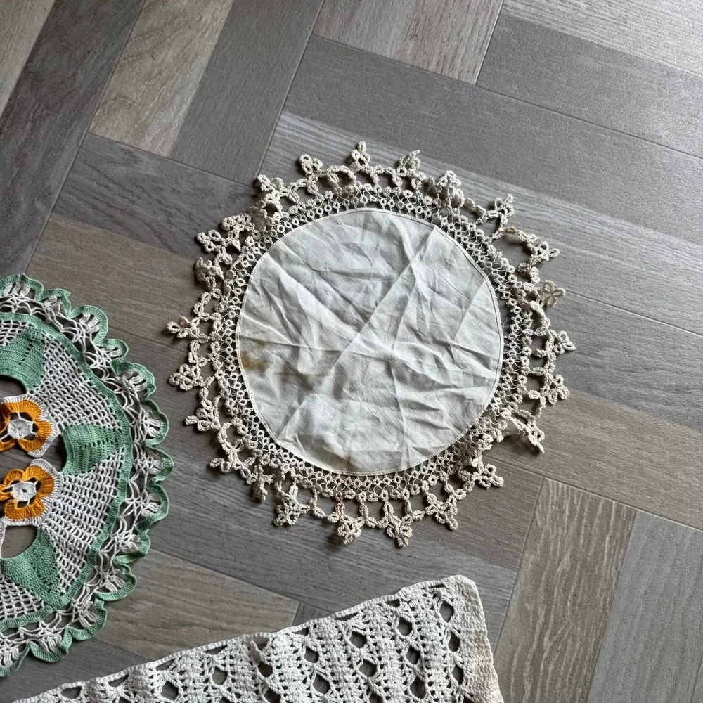 Vintage Crochet Doilies Lot 3 Handmade Tablecloths Lace‎ Home Decor